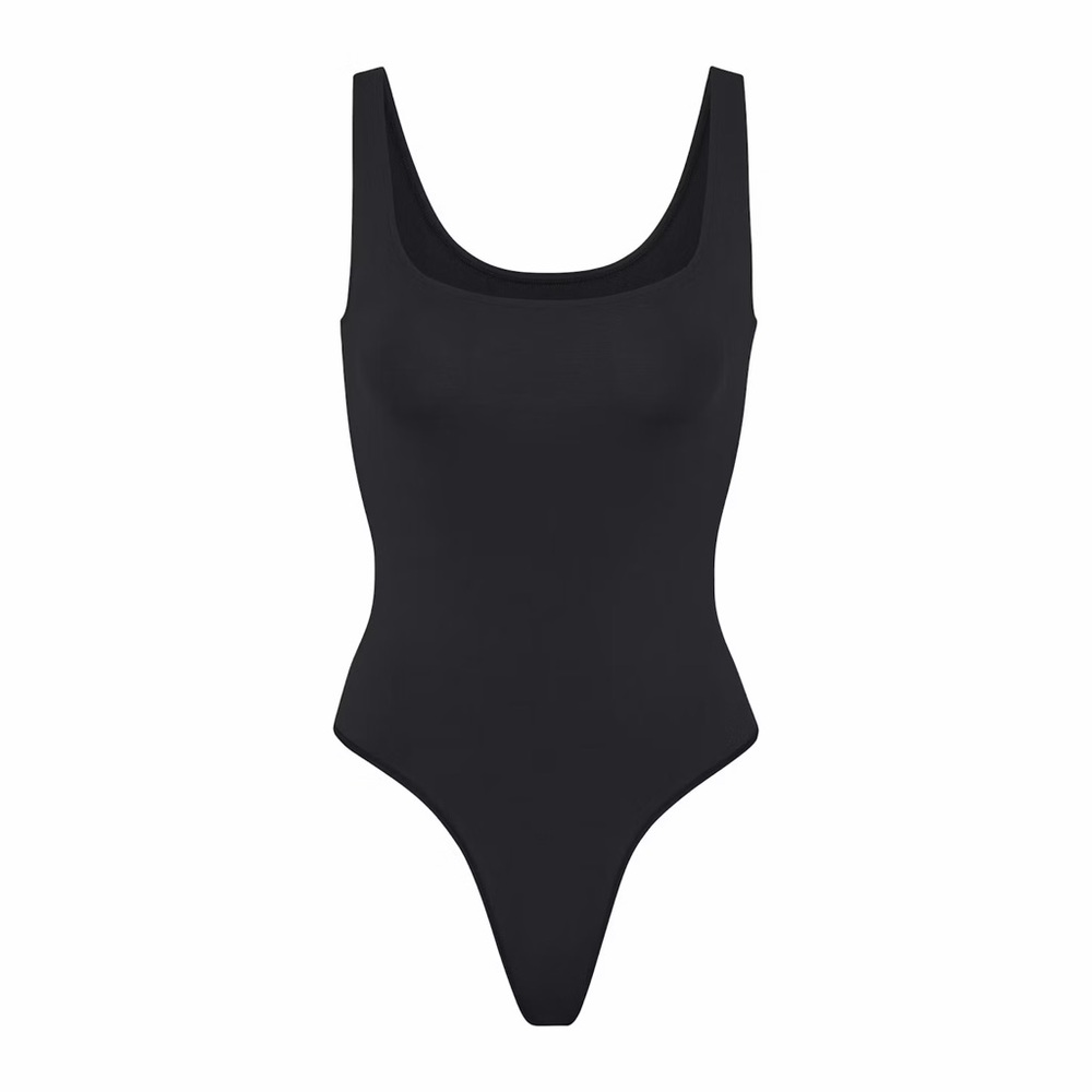 SKIMS SOFT SMOOTHING SEAMLESS THONG BODYSUIT ECLIPSE SMALL